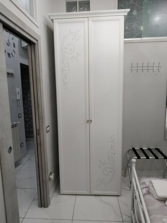Guesthouse Aaron2 Napoli Dış mekan fotoğraf
