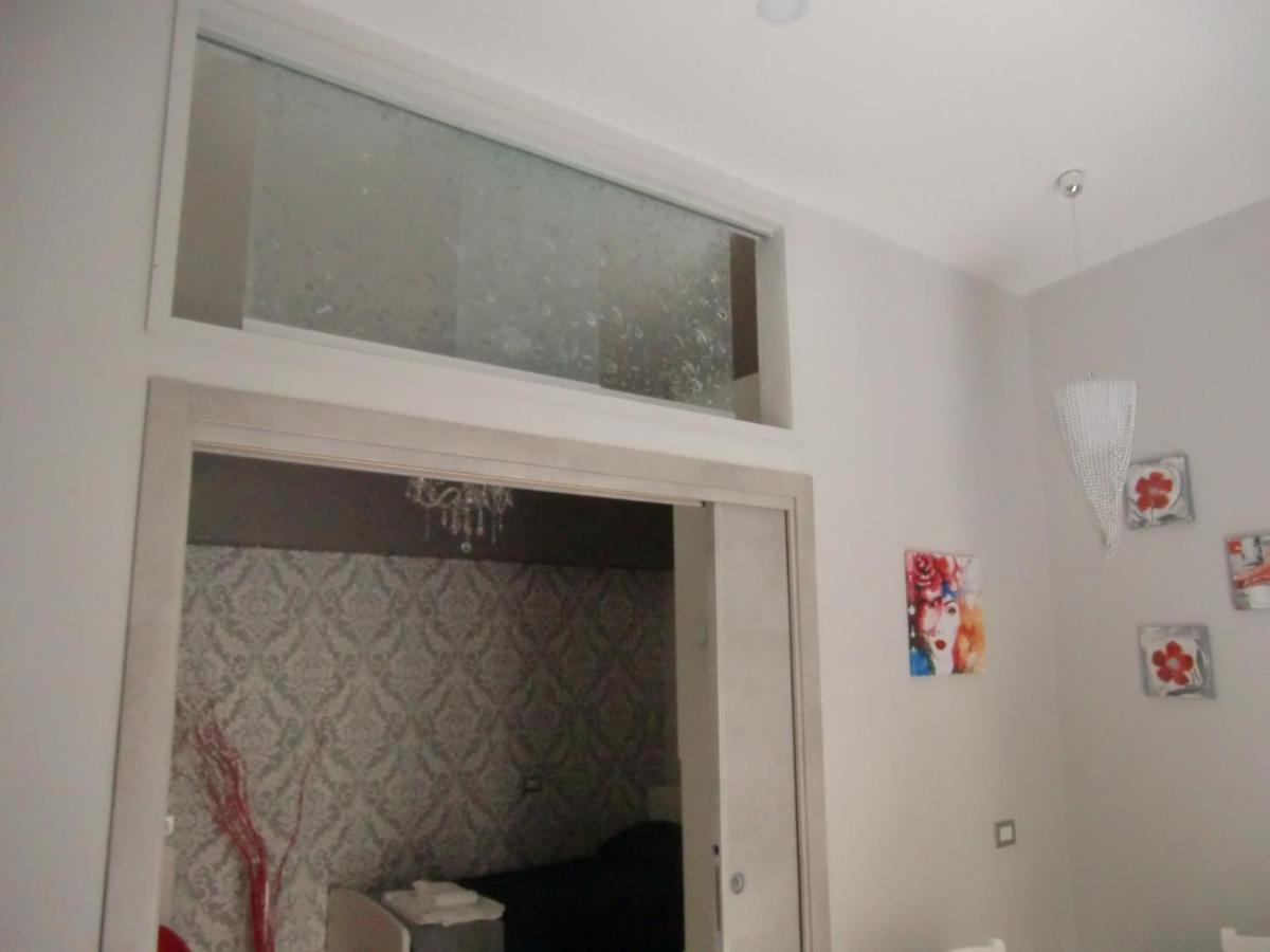 Guesthouse Aaron2 Napoli Dış mekan fotoğraf