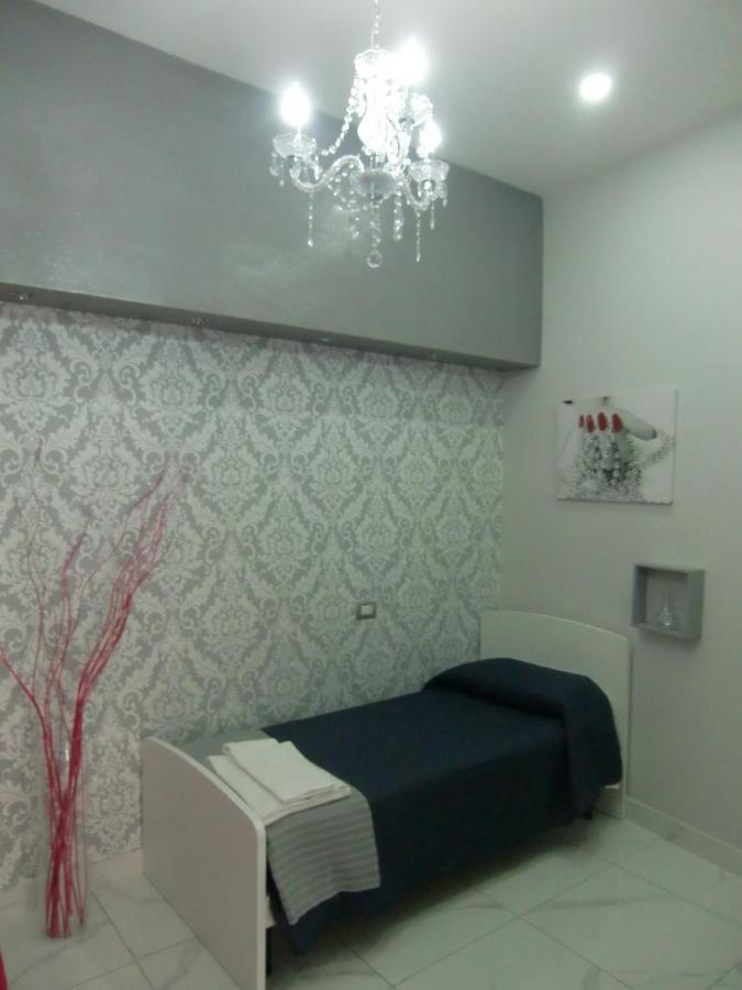 Guesthouse Aaron2 Napoli Dış mekan fotoğraf