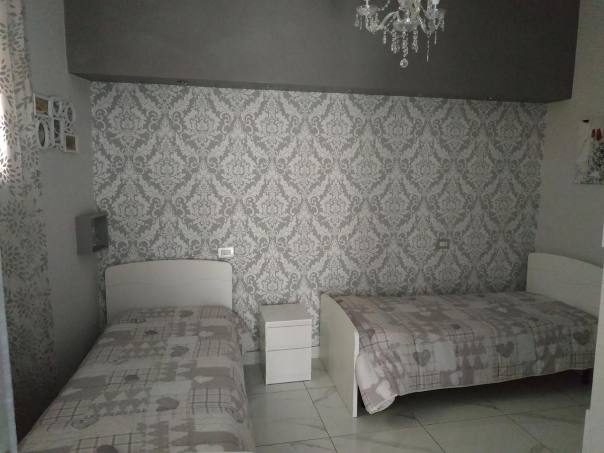 Guesthouse Aaron2 Napoli Dış mekan fotoğraf