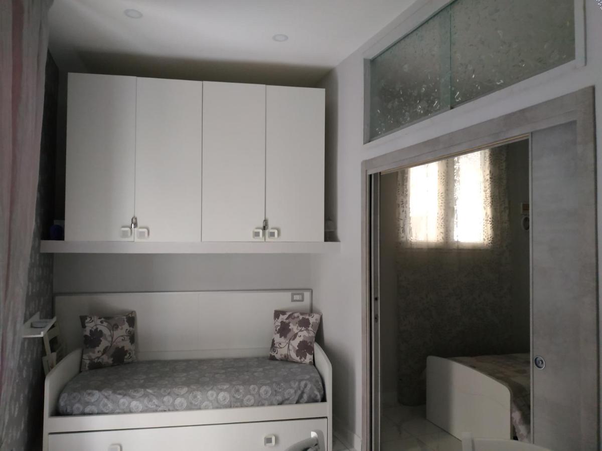 Guesthouse Aaron2 Napoli Dış mekan fotoğraf